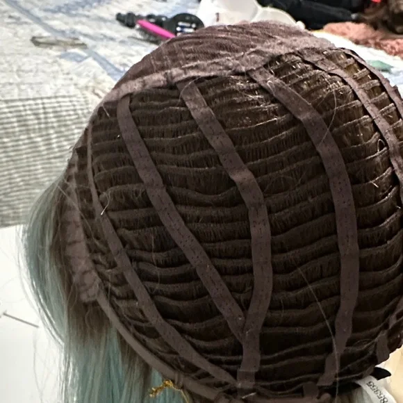 Belle Tress Pike Place HF Ocean Blonde NWT - Picture 9 of 9